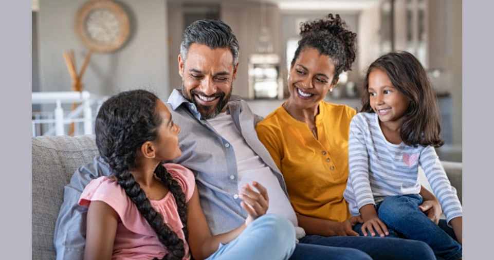 How to Strengthen Family Bonds Through Communication?